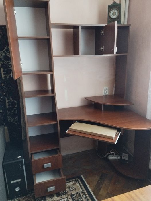 Компʼютерний стіл, компьютерный стол