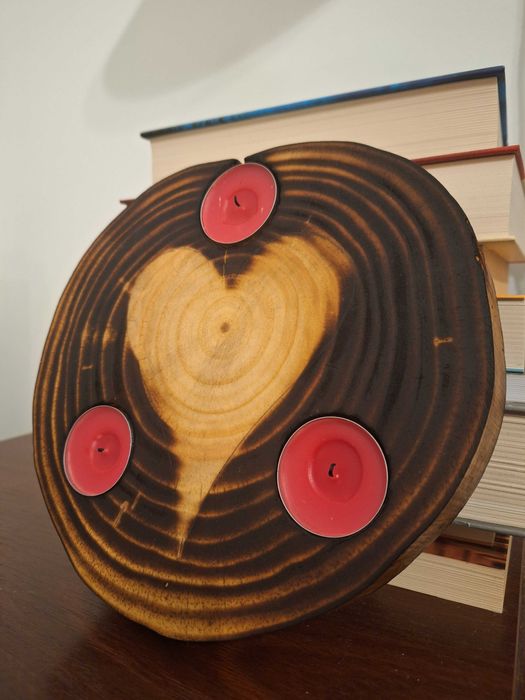 Świecznik deska z motywem serca