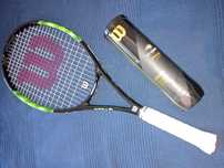 Raquete de Ténis e 4 bolas Wilson nova, por abrir