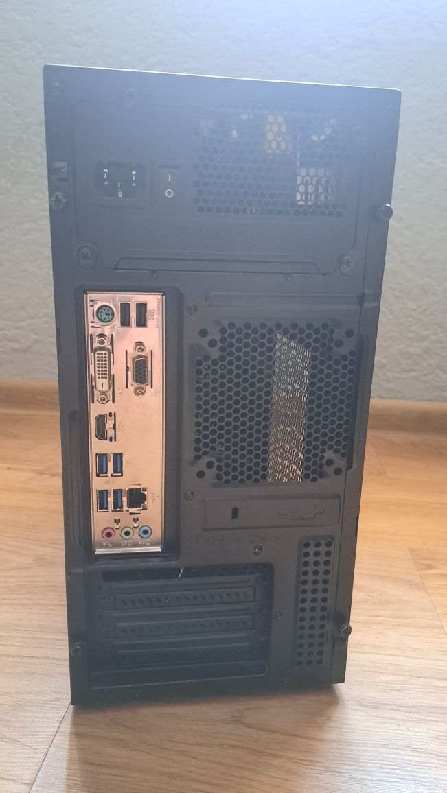 PC i7 8700 6/12x 4,60GHz+16GB DDR4+m2 128SSD Win11/Nowa K+M LED