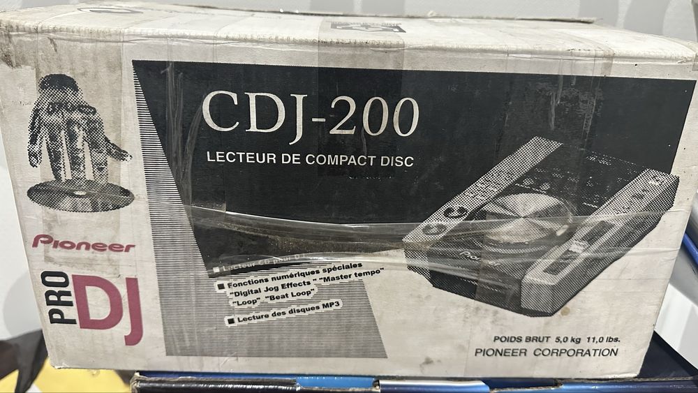 Cd-деки Pioneer cdj-200+ мікшер vestax pmc17a dj комплект