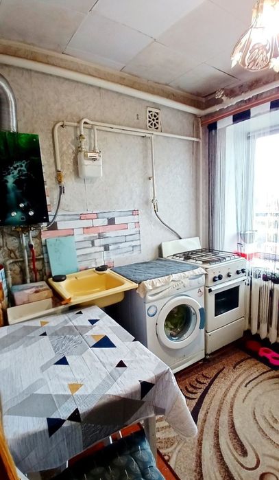 Продається 2х-кімнатна квартира в центрі Бердичіва, р-н ринку