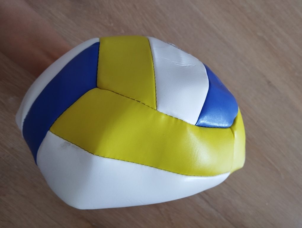 Bola de volei nova