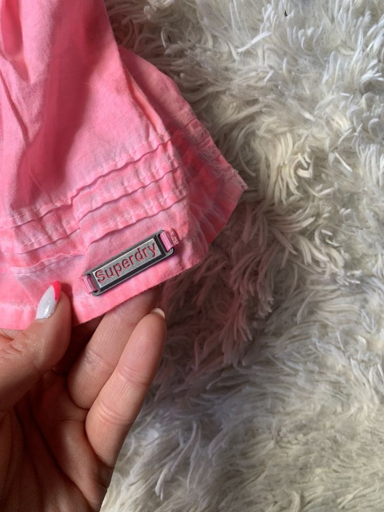Nowa Superdry logowana