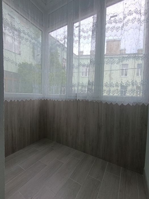 Продам 1 кімнатну квартиру по вул. Драгоманова