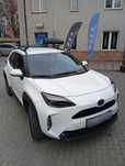 Bagażnik Amos BOSS na relingi do Toyota YARIS CROSS 2021 -> 2024