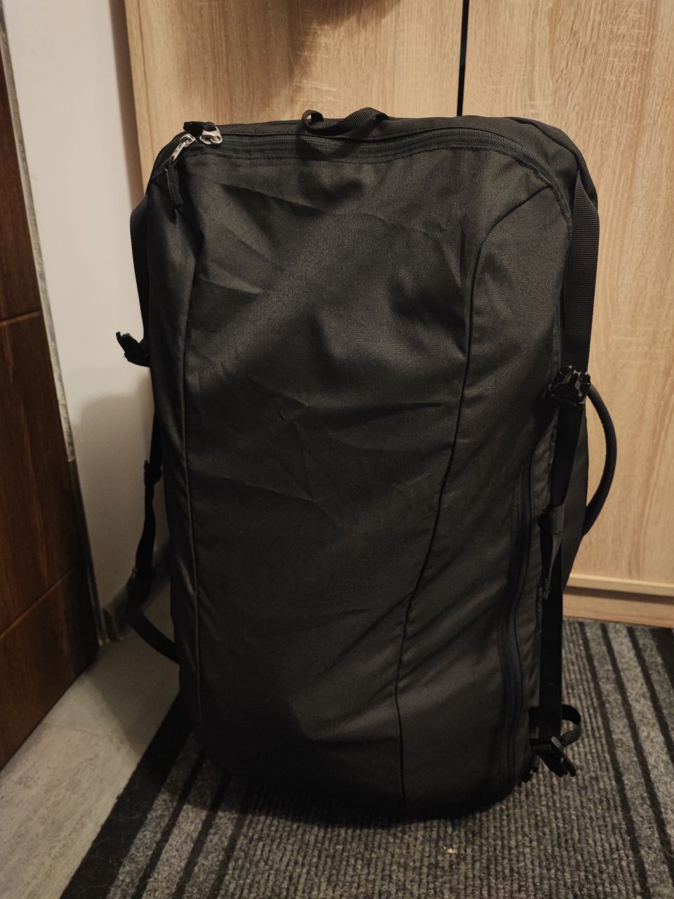 Plecak turystyczny Deuter Transit 65L. Bez małego dodatkowego plecaka