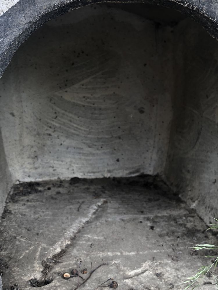 2 casotas para cães de porte pequeno/medio