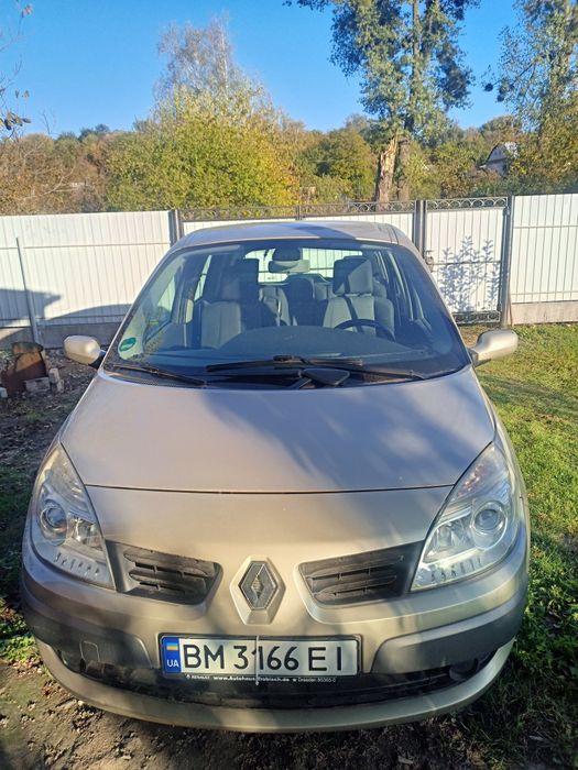 Авто Рено сценик