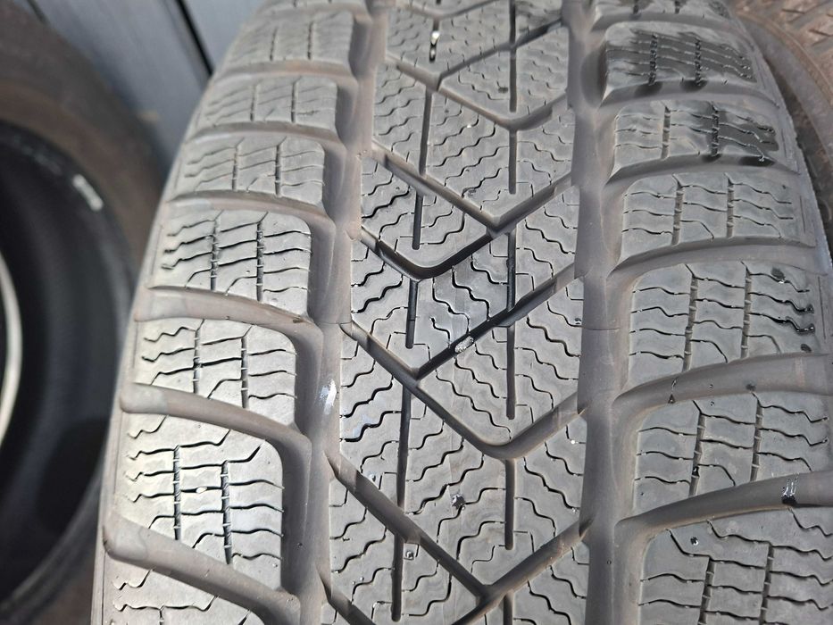 [Z13] 2xOPONY ZIMOWE 17'' 205/55R17 91H PIRELLI Sottozero 3.