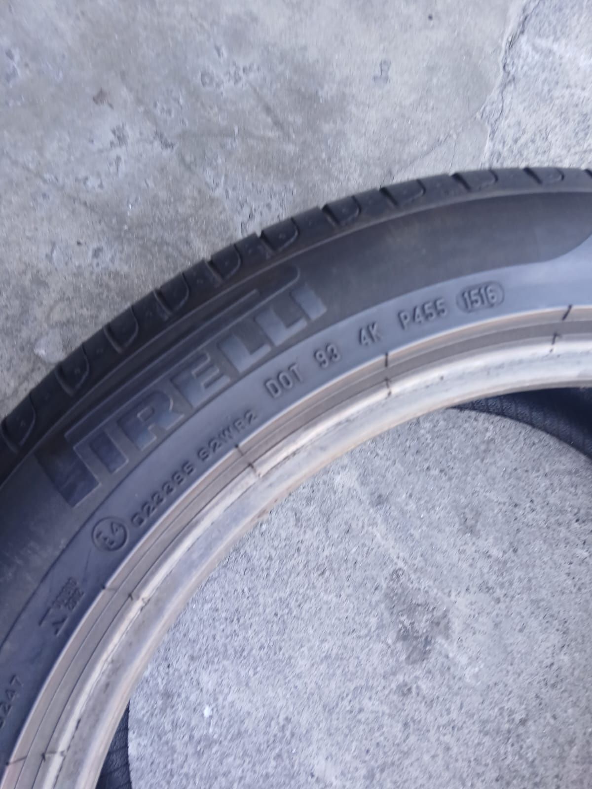 Pneus 255/45/R18 RFT PIRELLI