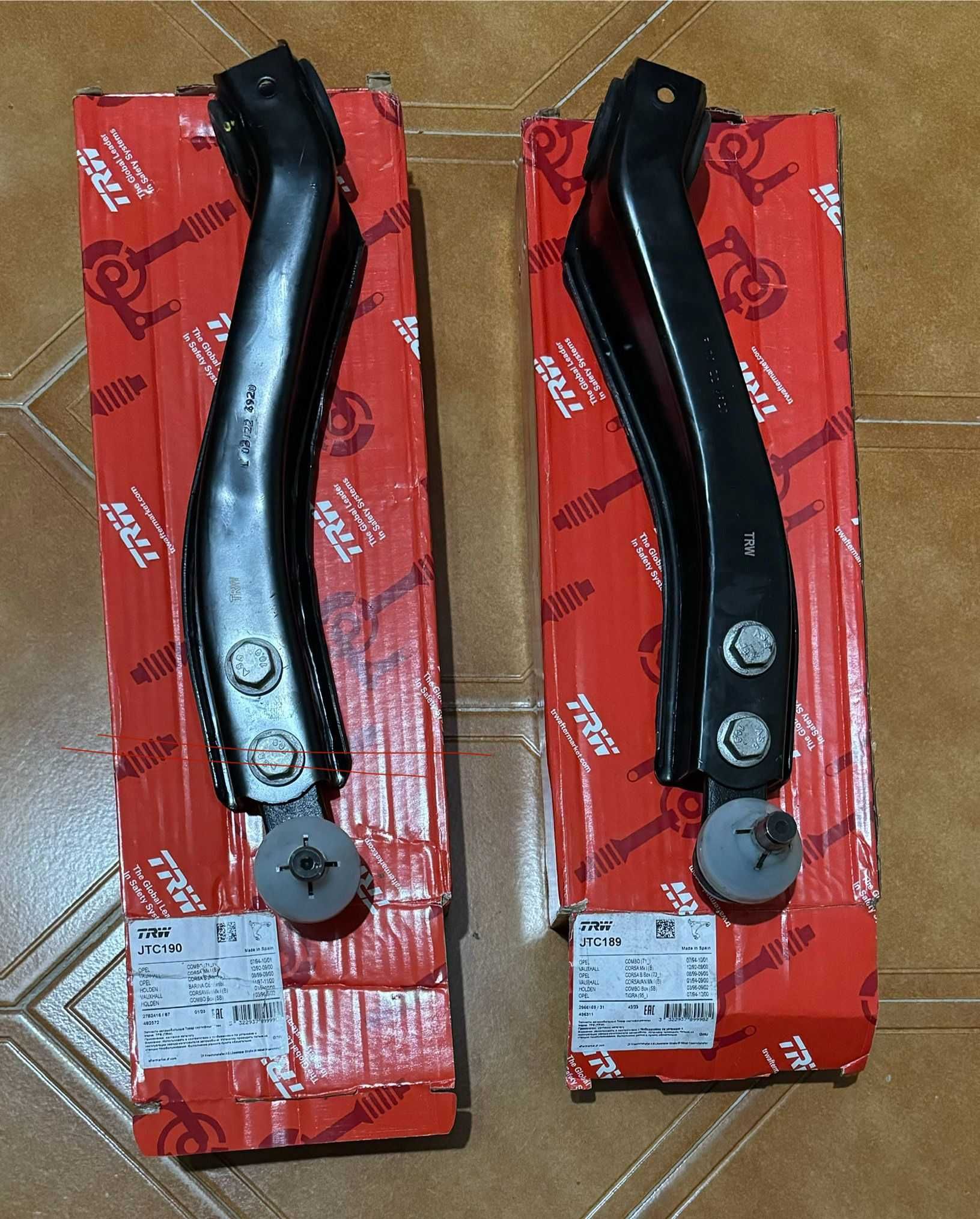 Braços de Suspensão com rotulas NOVO para Opel Corsa 1.5 TD