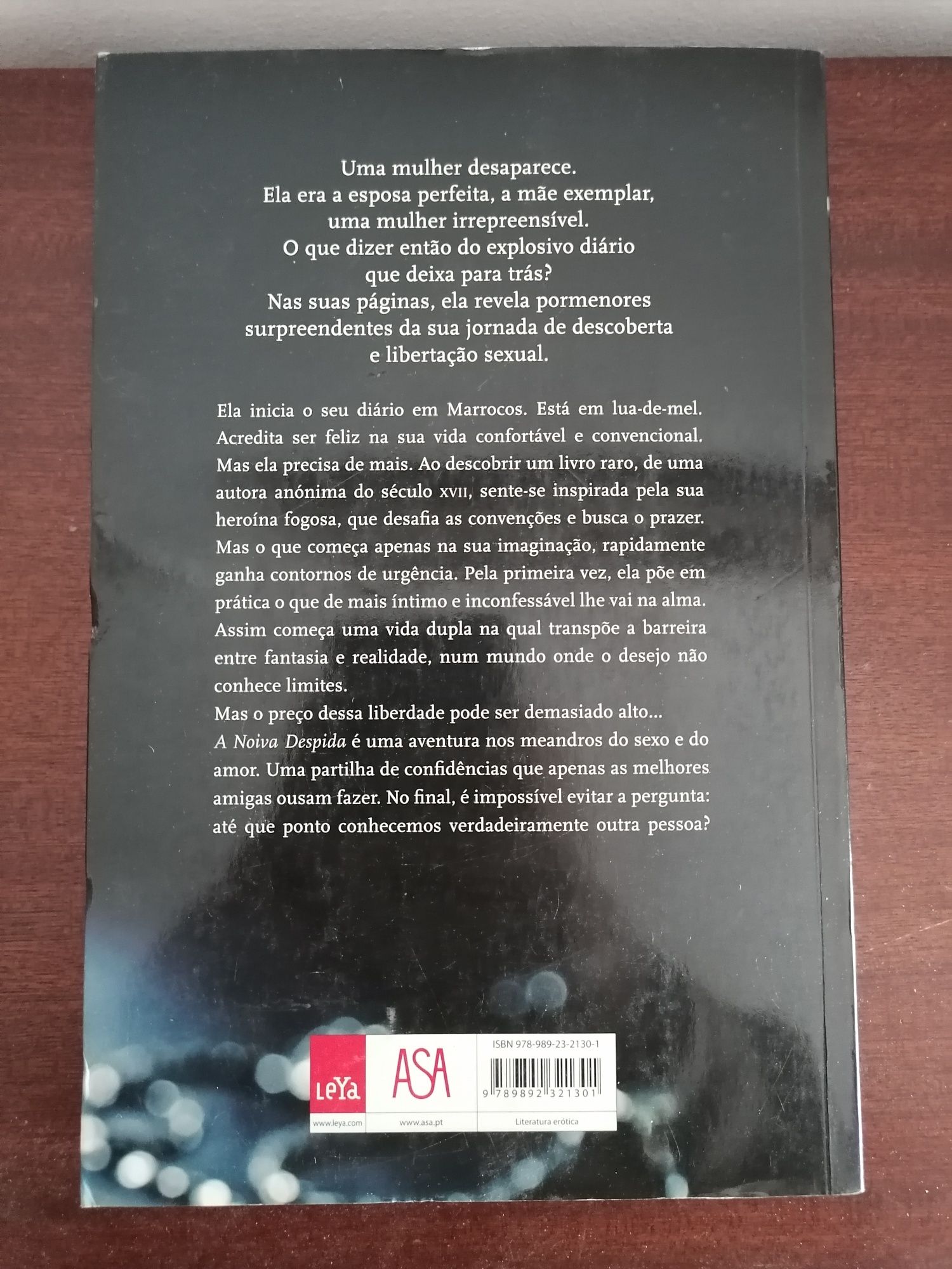Livro "A NOIVA DESPIDA", de Nikki Gemmell