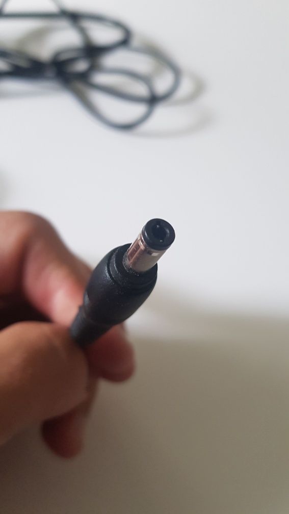 Zasilacz TOSHIBA 19 V 4,74 A