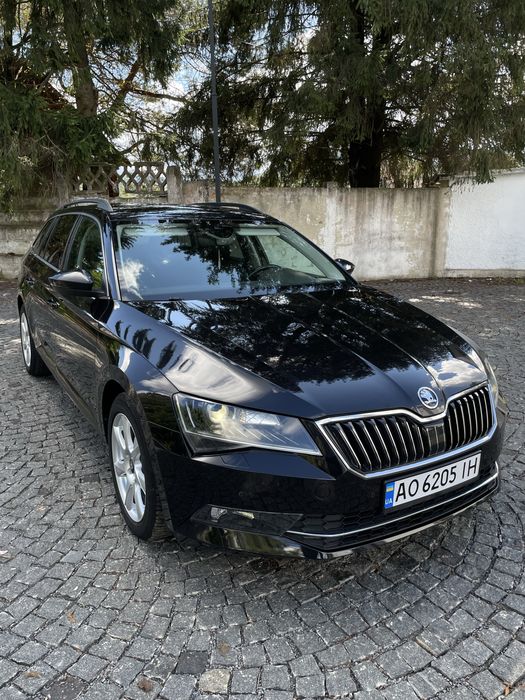 Продам Skoda Superb 2017 2.0 TDI щойно обслужена!