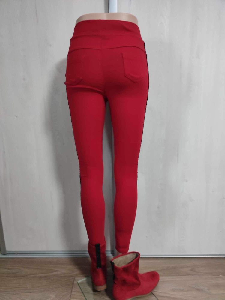 Legginsy damskie czerwone. rozmiar S/M