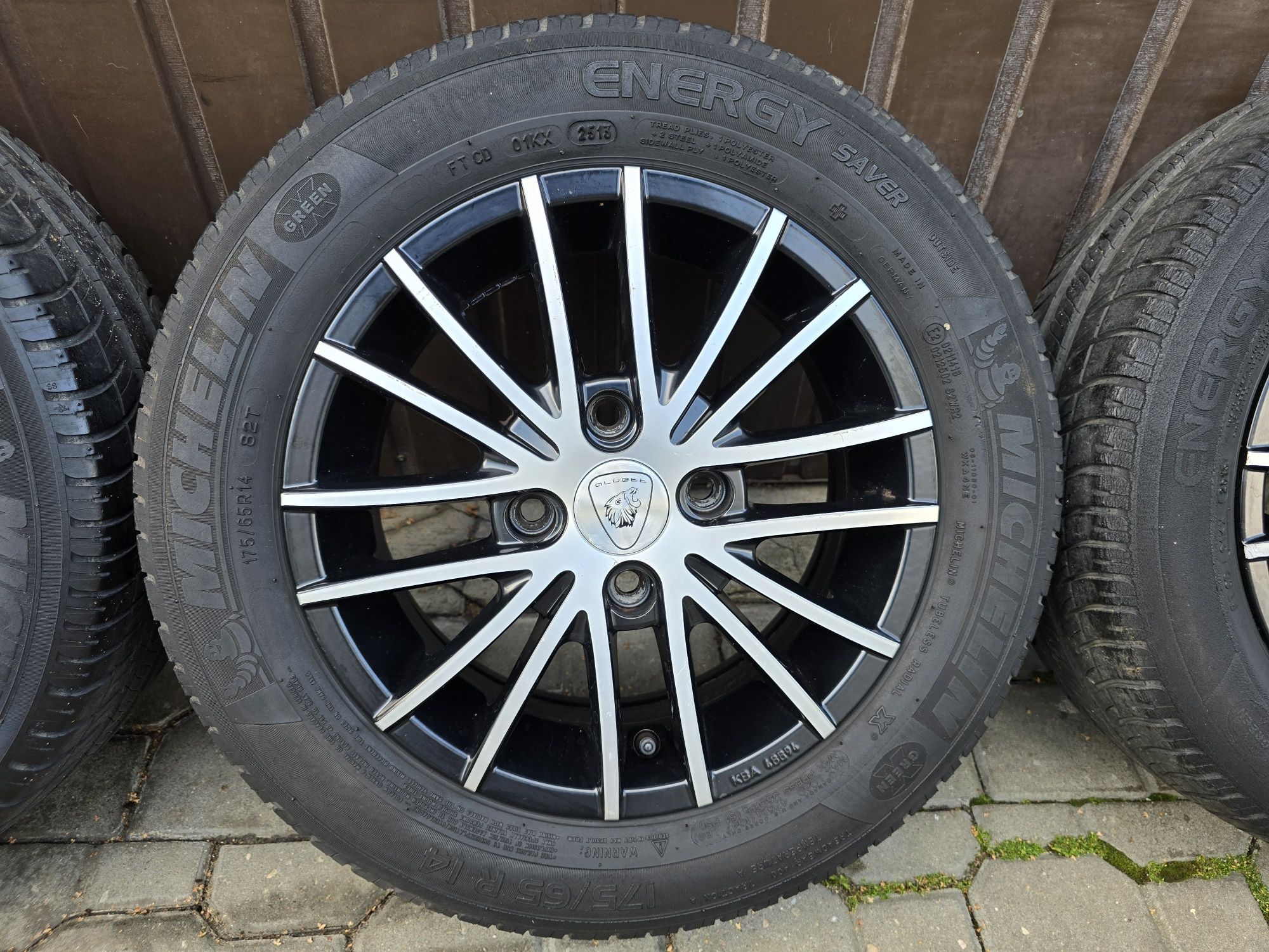 Felgi z oponami 175/65R14 Ford Fiesta 4x108 Fusion Focus Puma KA+