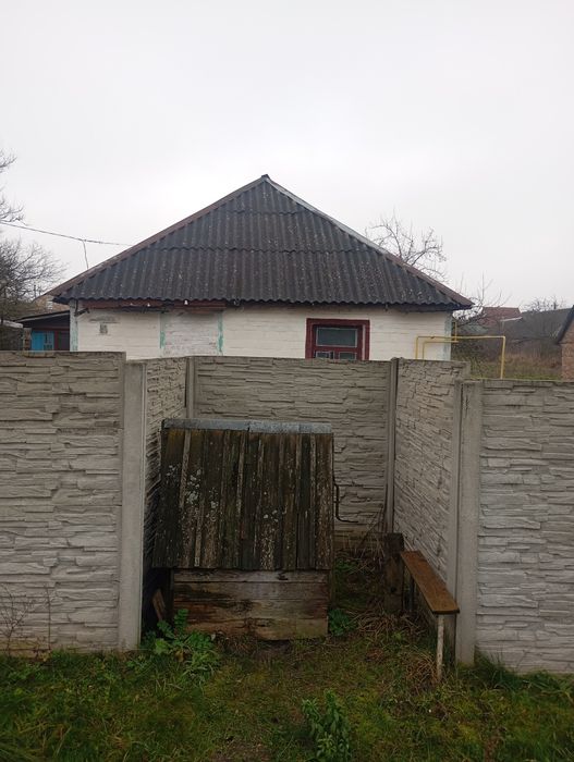 Продам будинок в смт. Іванків