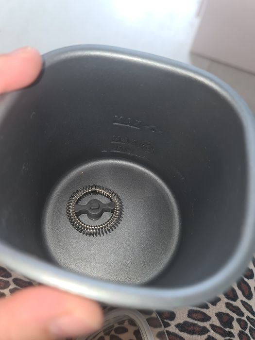 Kubek spieniający mleko Tchibo Cafissimo biały spieniacz do mleka