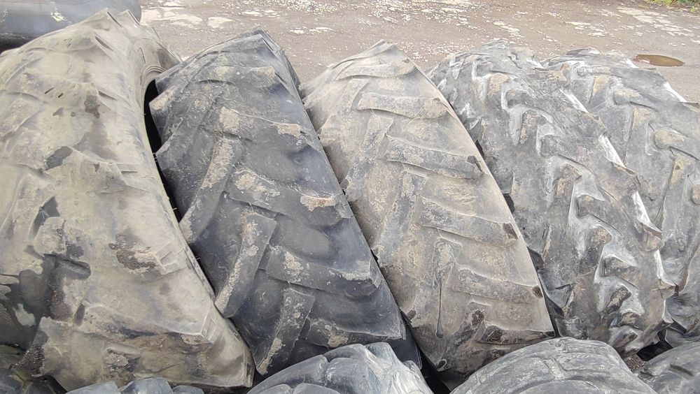 Шини 15.5-38 (400-965) ЮМЗ б/у