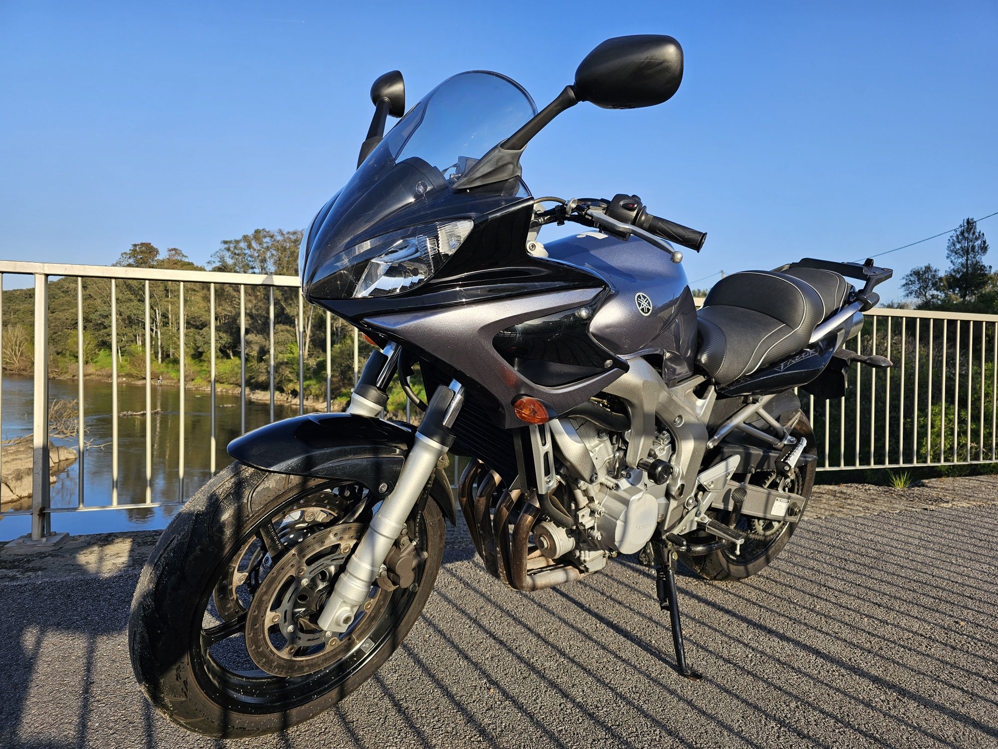 Yamaha Fazer 600