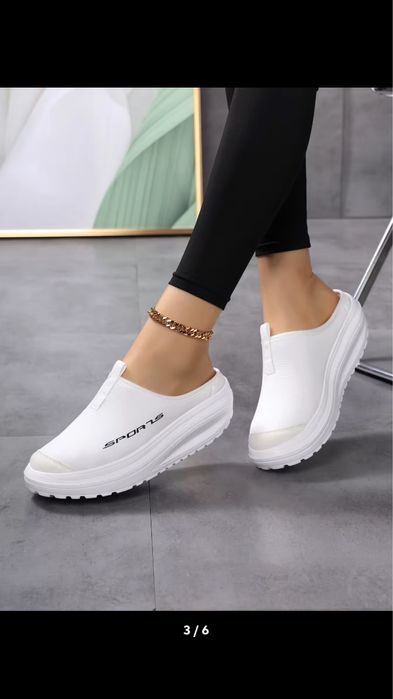 Стильне сучасне жіноче взуття для вулиці і дому