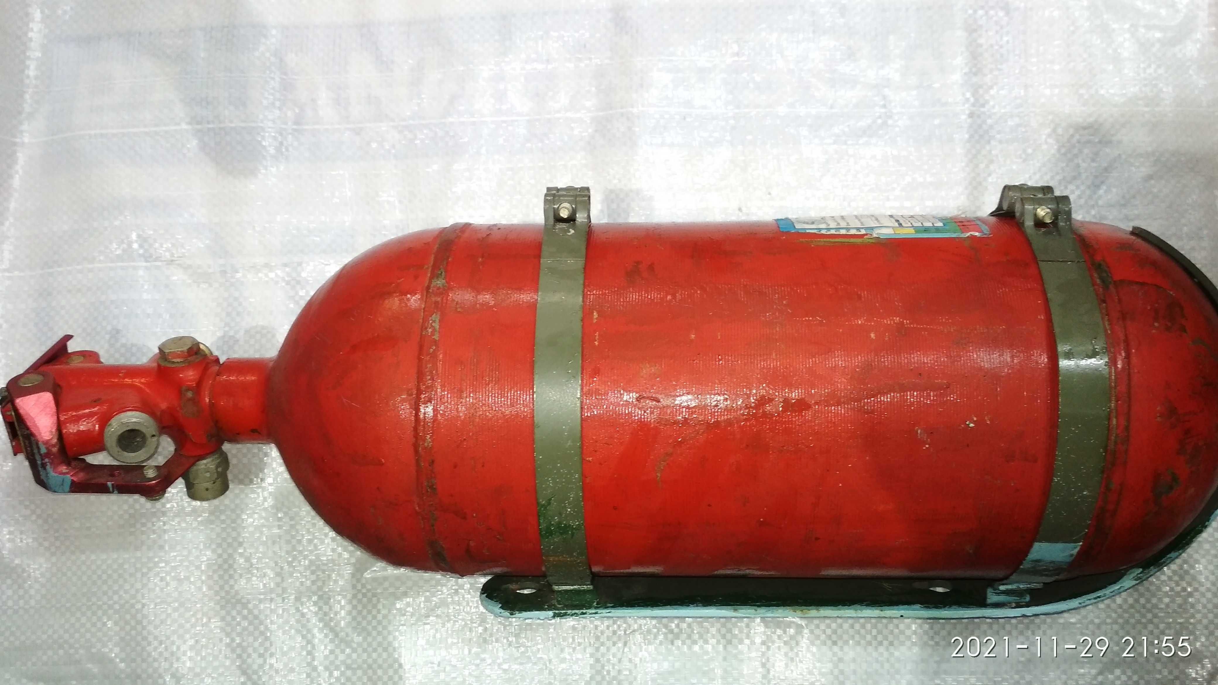 Огнетушитель СССР углекислотный 15 кг автоматический