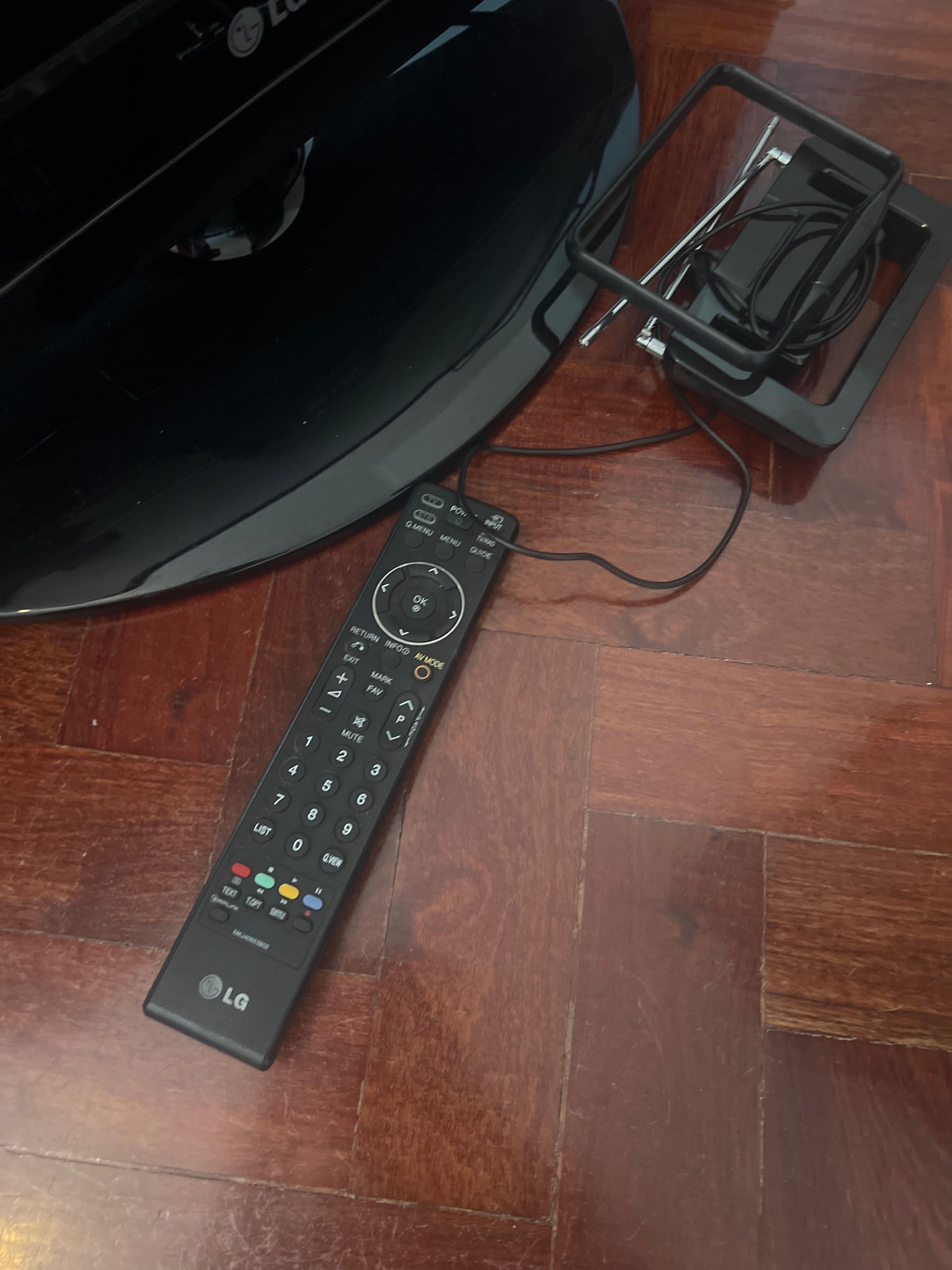 TV LG 38 polegadas full HD