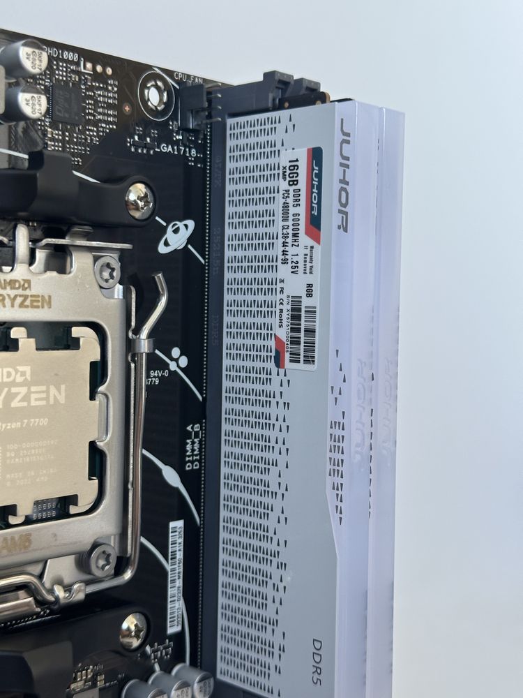 Комплект Ryzen 7 7700 B650 32gb RGB 6000 mhz