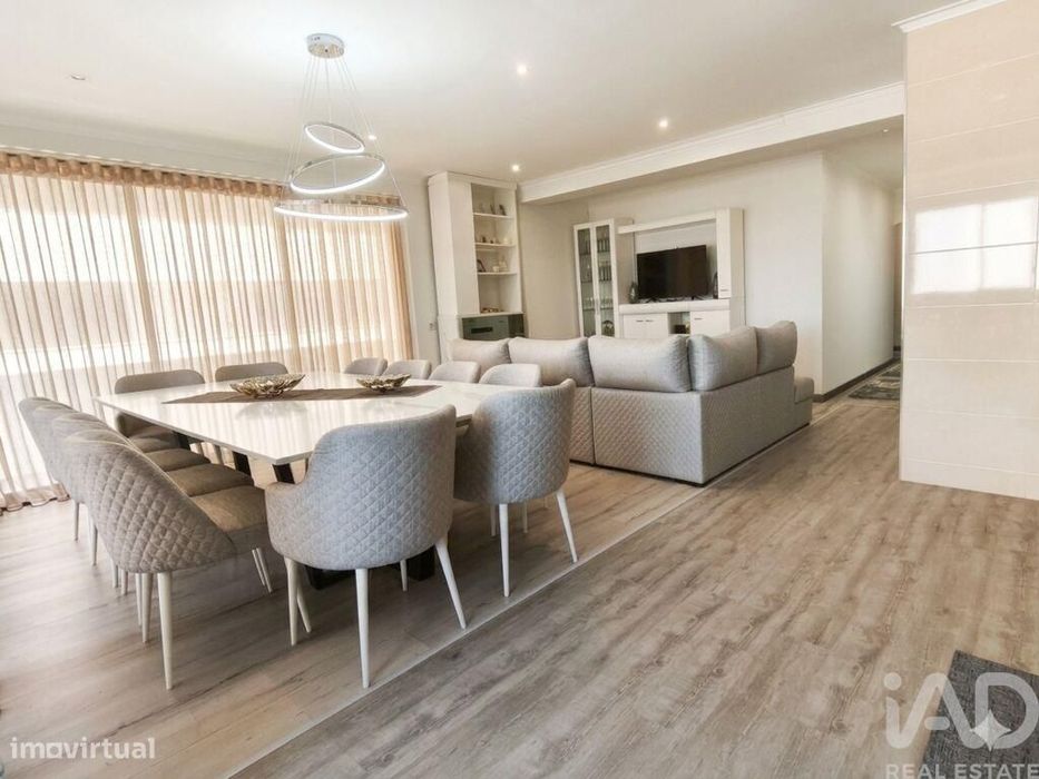 Apartamento T3 em de 100 m2 — Vila Praia de Âncora, Viana do Castelo