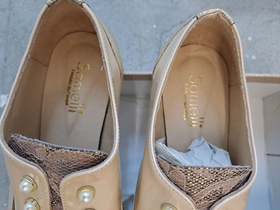 Sapatos de senhora