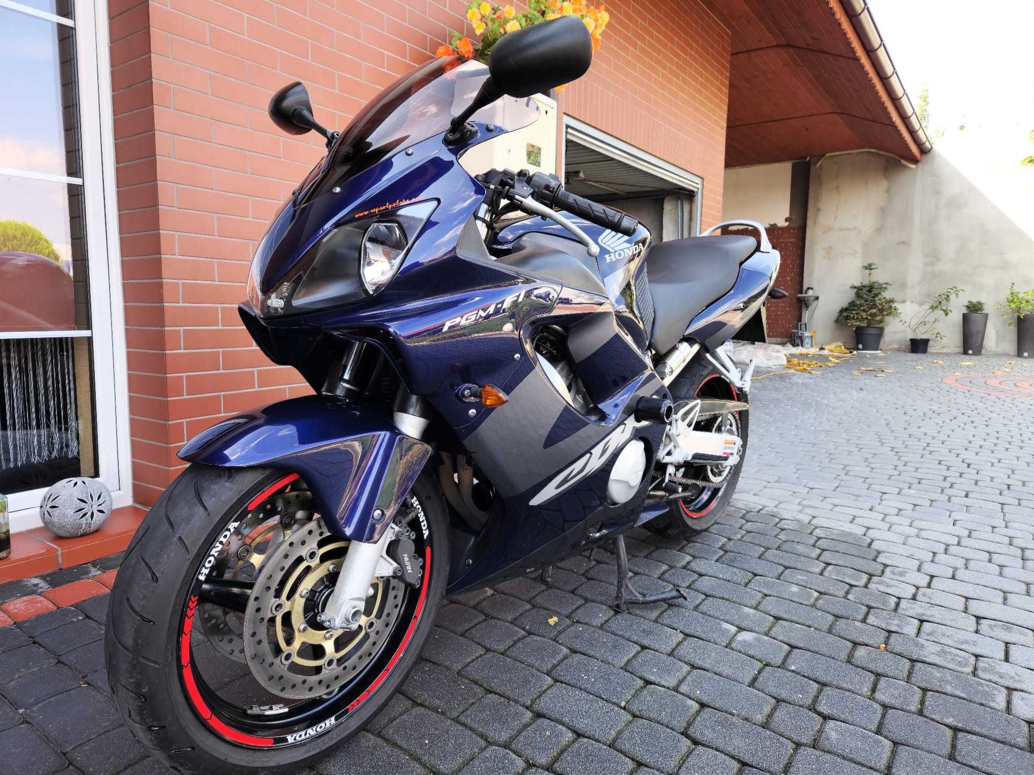 Honda CBR 600 F4i