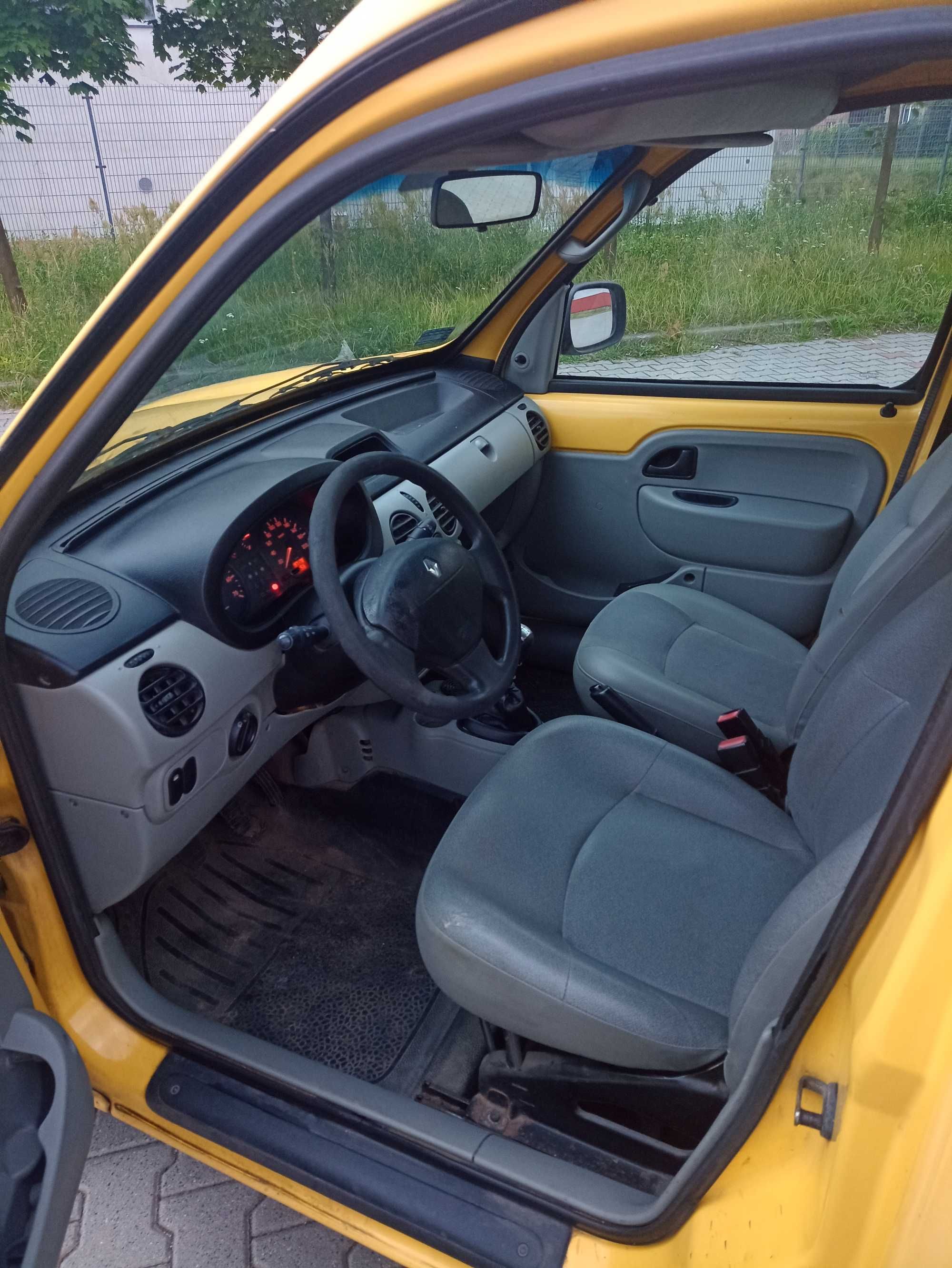 RENAULT KANGOO 1.5 dci  faktura vat