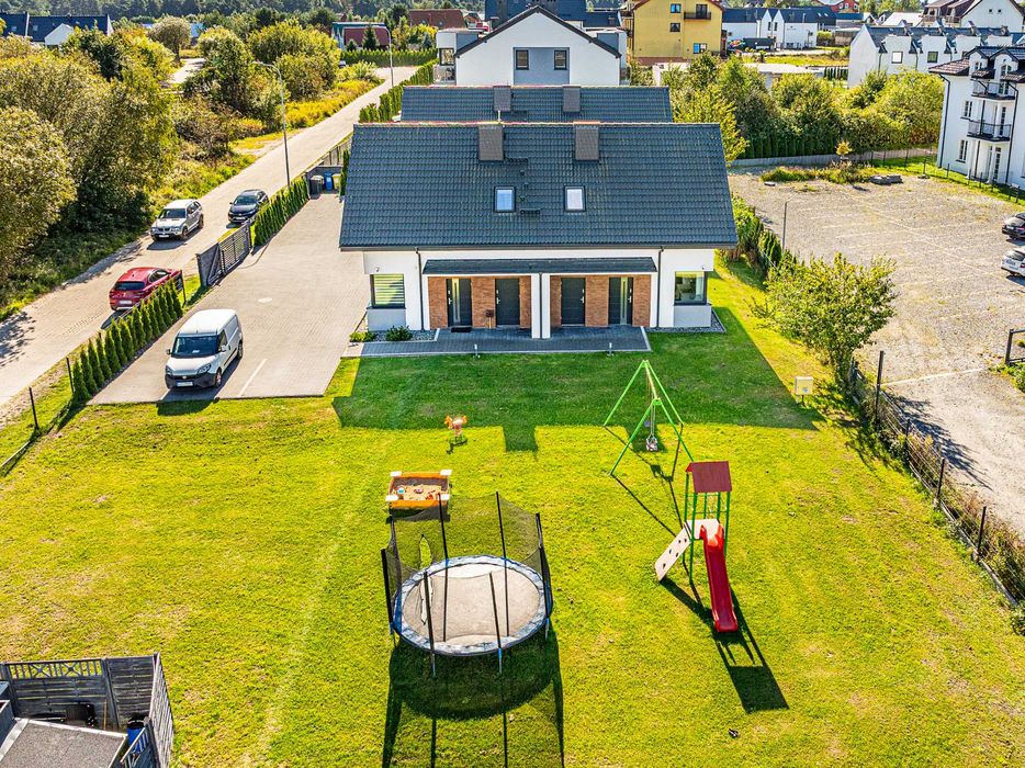 Nowoczesne domki apartamentowe w Jastrzębiej górze 500 m od plaży