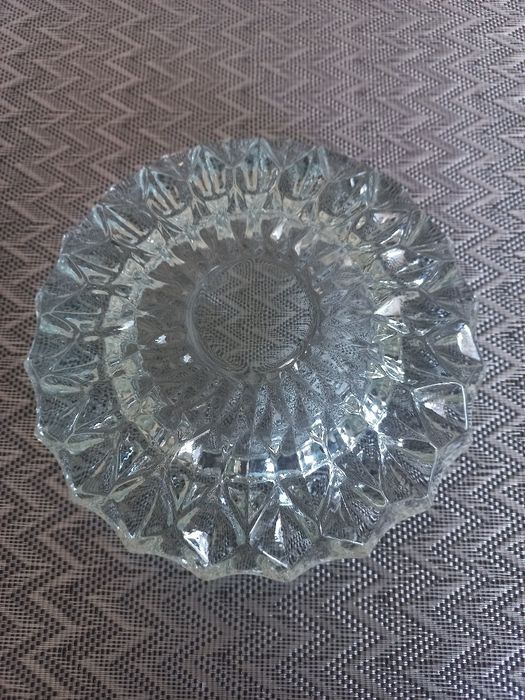 Kryształowa popielnica