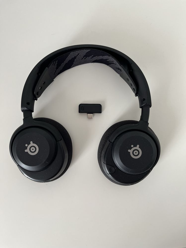 HeadSet Gaming SteelSeries Nova Artics 4 wireless + rato logitech g502