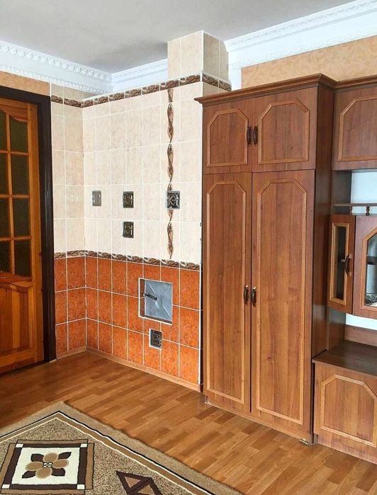 Будинок великий двоповерховий зі зручностями Вапнярка