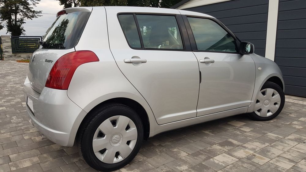 *NIEZNISZCZALNE SUZUKI SWIFT* Niski Przebieg Mroźna Klimatyzacja