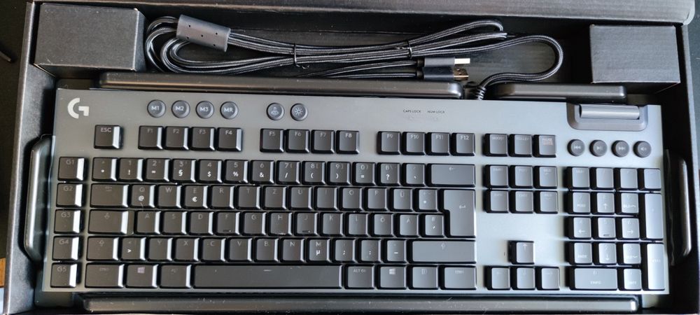Клавіатура дротова ігрова Logitech G815 Lightsync RGB Mechanical GL