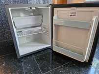 IC30 Minibar absorbcyjny ICEBERG 30 DX COL.