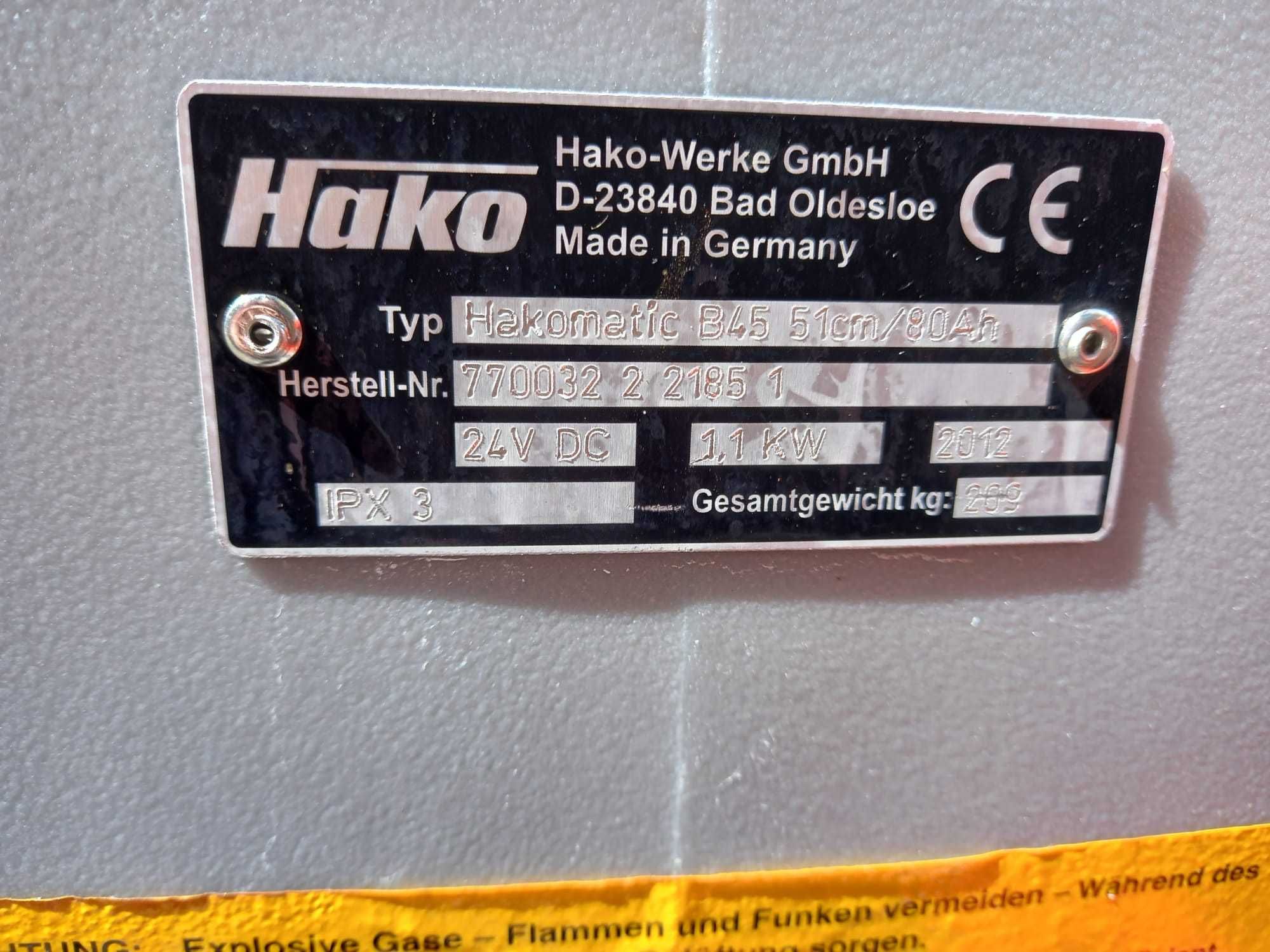 Profesjonalna szorowarka z trakcją Hako B 45 TB510