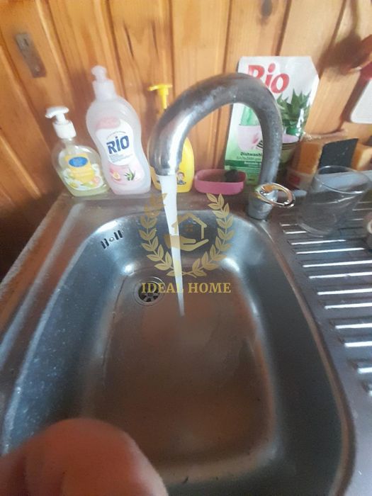 Продам двоповерховий дачний будинок поблизу с.Блиставиця