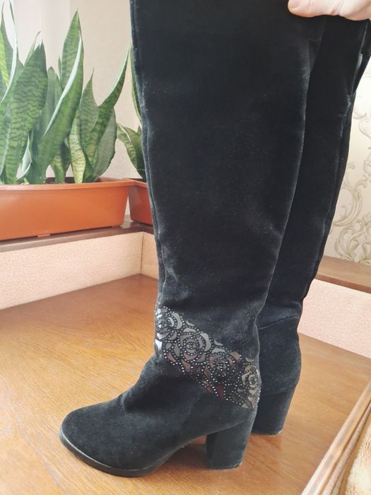 Продам ботфорди, стан нових, одягнуті декілька разів