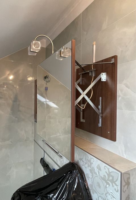 Lustro wysuwane 60x60