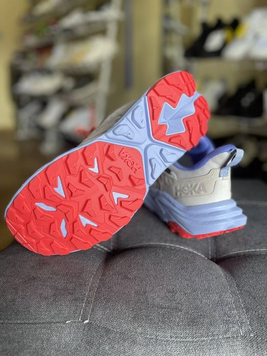 Жіночі кросівки HOKA ANACAPA 2 LOW Gore-Tex(Оригінал)36-22см

нові без
