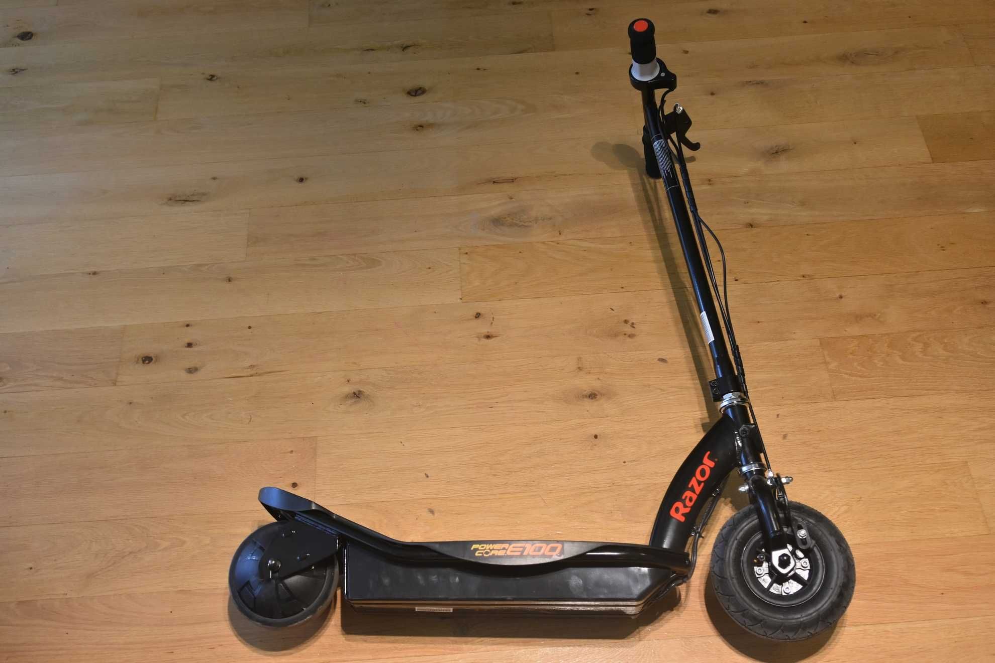 Hulajnoga elektryczna Razor E100 - idealny stan, Warszawa