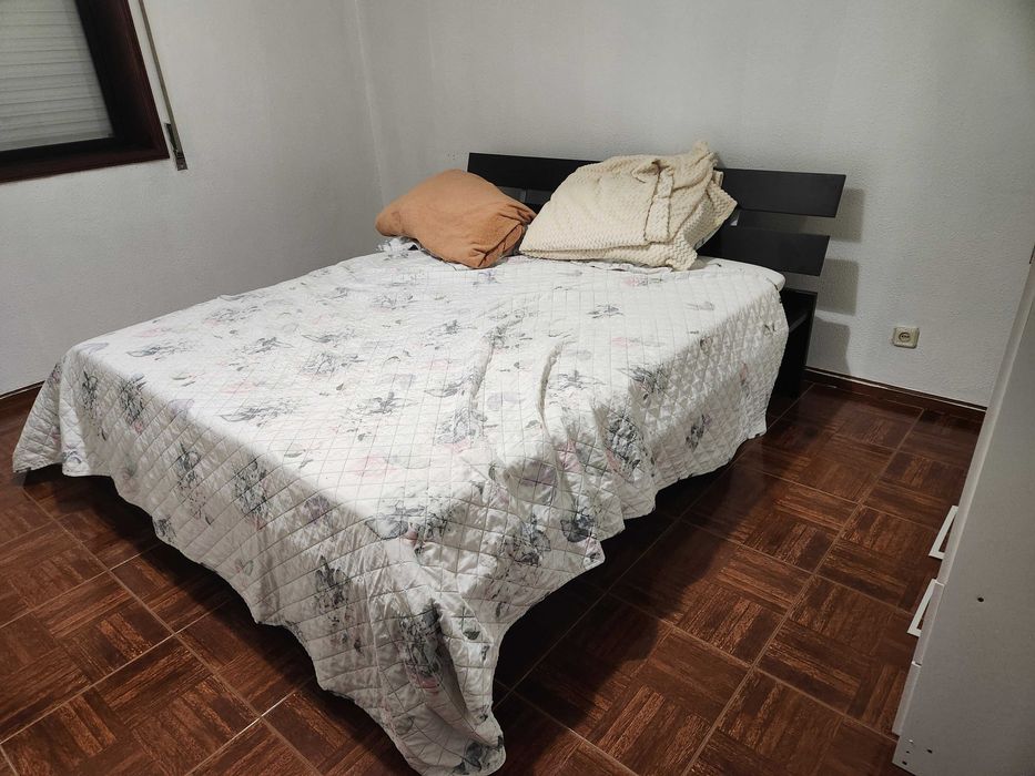 Vendo cama de casal