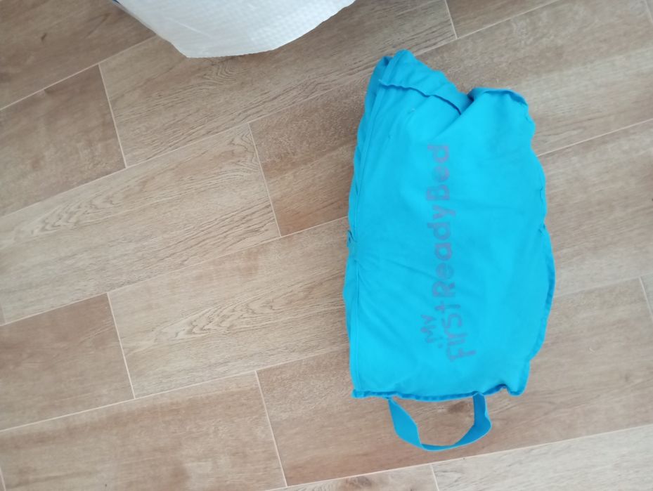 Cama insuflável criança