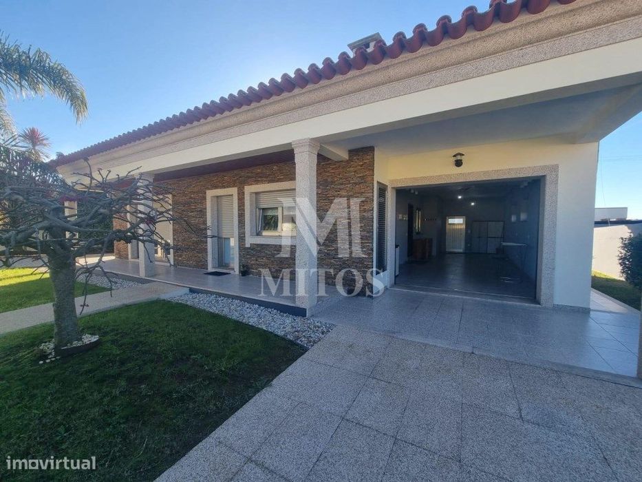 Moradia T3 térrea para venda em Vila Fria - Viana do Castelo