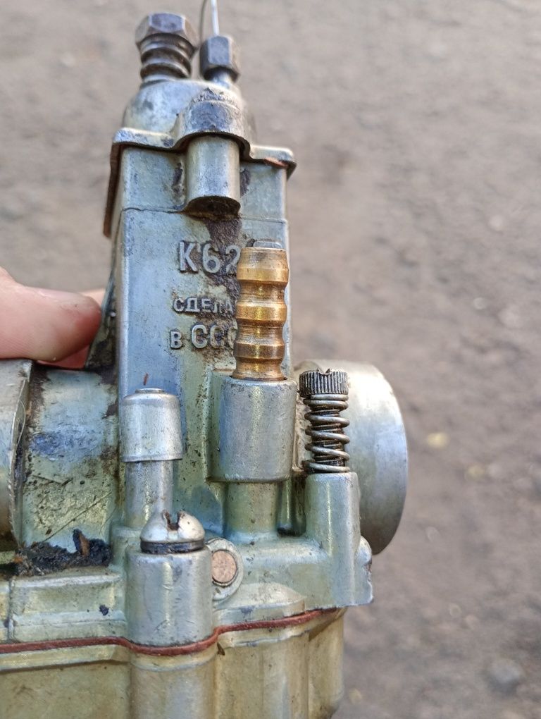 Карбюратор к62д.
